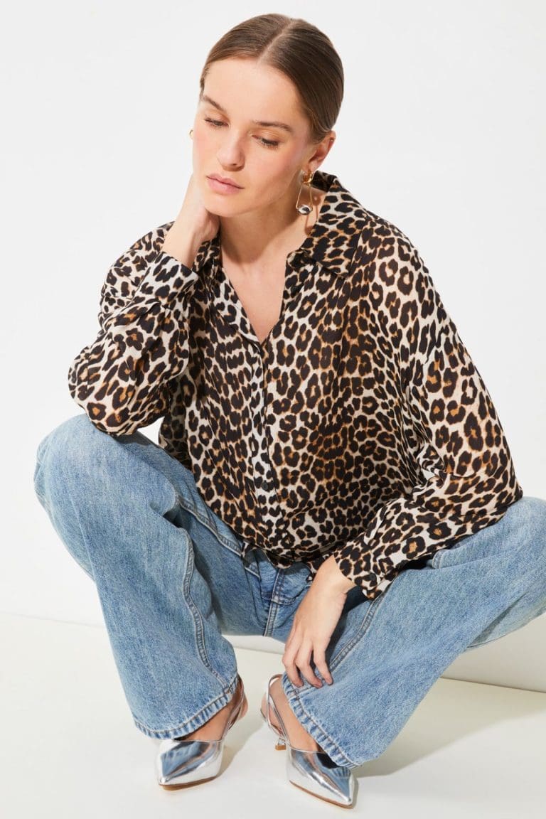 blouse lyric e25