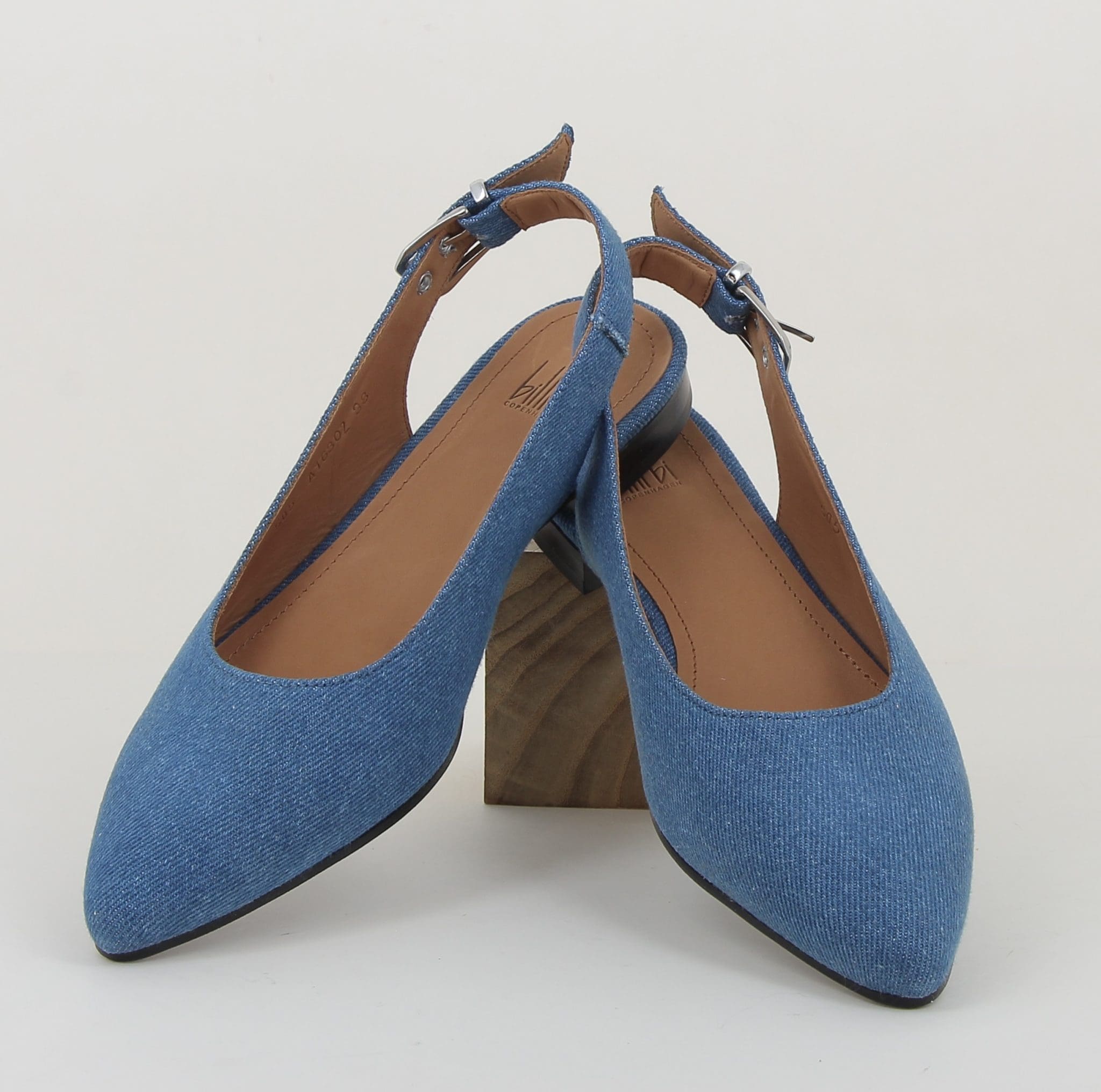 16302 e25 bleu billi bi