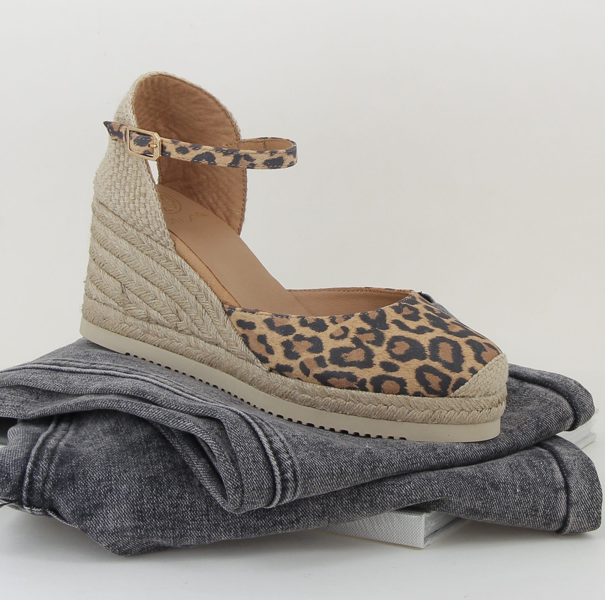 caceres e25 léopard Unisa