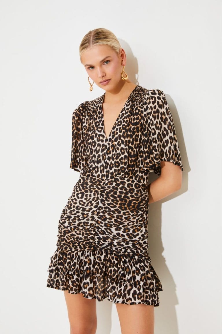 robe cherry e25
