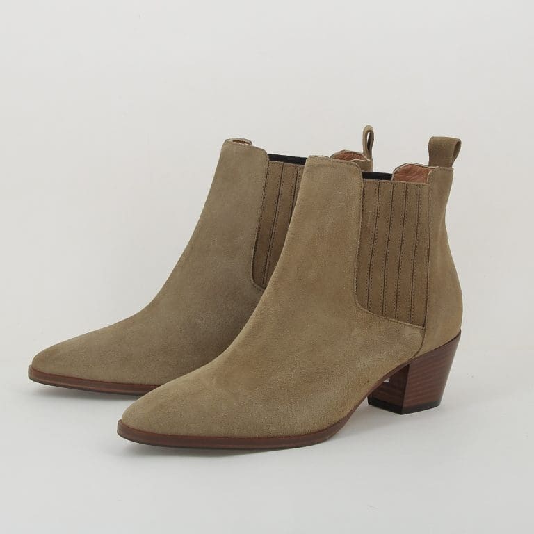 boots 9456 camel les venues