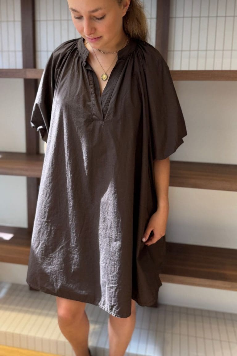 robe amos e25