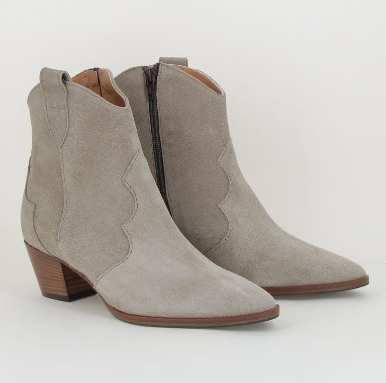 boots 9457 h26