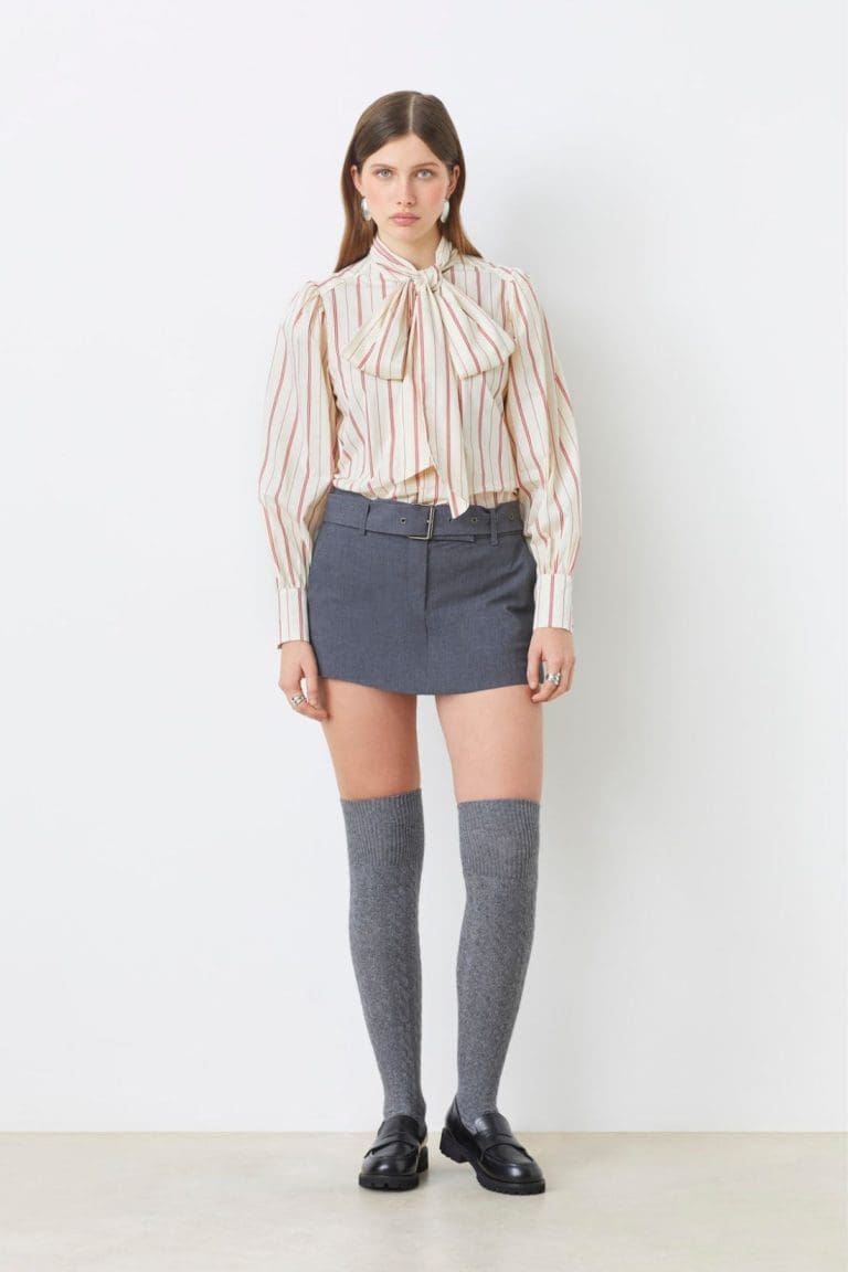 blouse lips h26