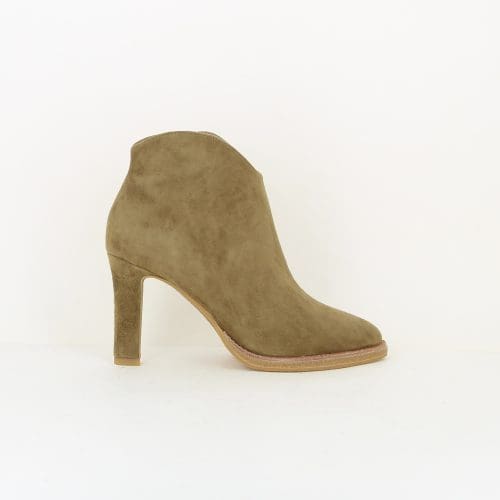 boots 005 h2526 vert Lola Cruz
