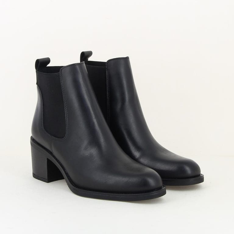 boots 2202 h2526