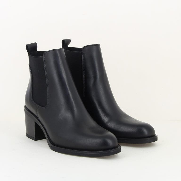 boots 2202 h2526