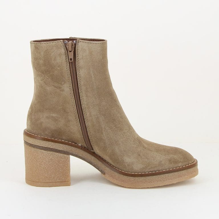 boots 2626 h2526