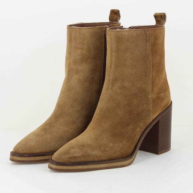 boots 5221 h2526