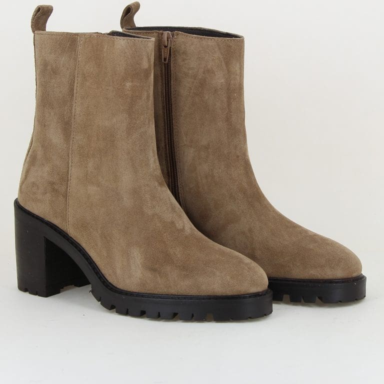 boots 5222 h2526