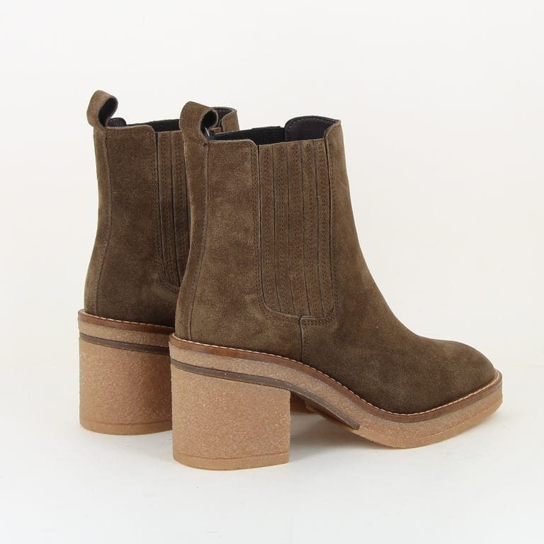 boots 5239 h2526