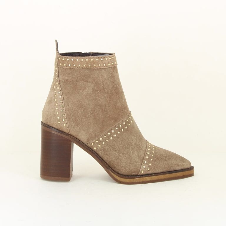 boots 5449 h2526