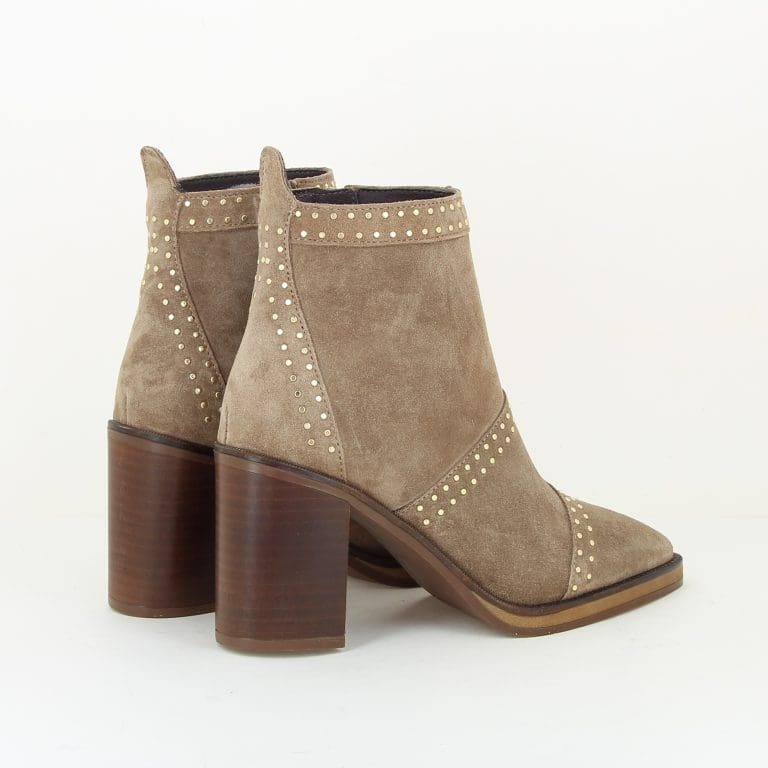 boots 5449 h2526