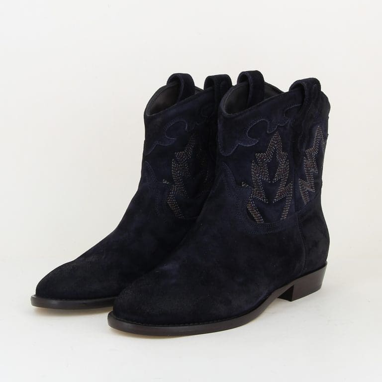 boots 677-01 h26