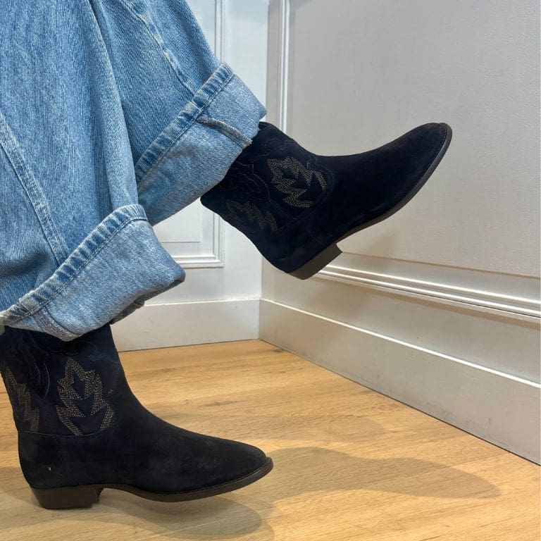 boots 677-01 h26