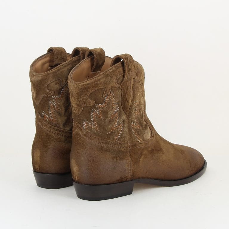 boots 677-01 h26