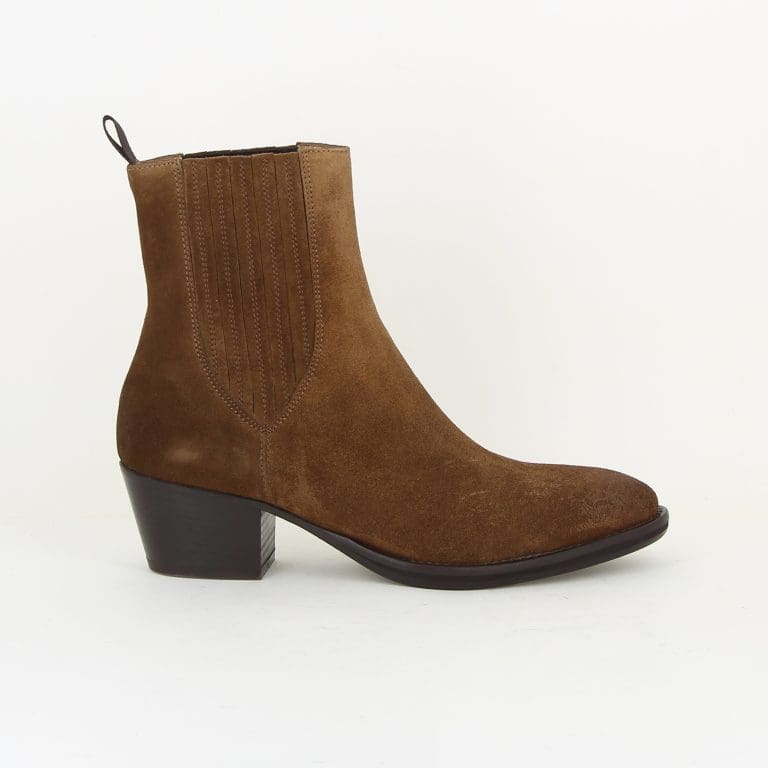 boots 702-25 h26