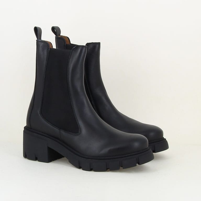 boots 08323 h26