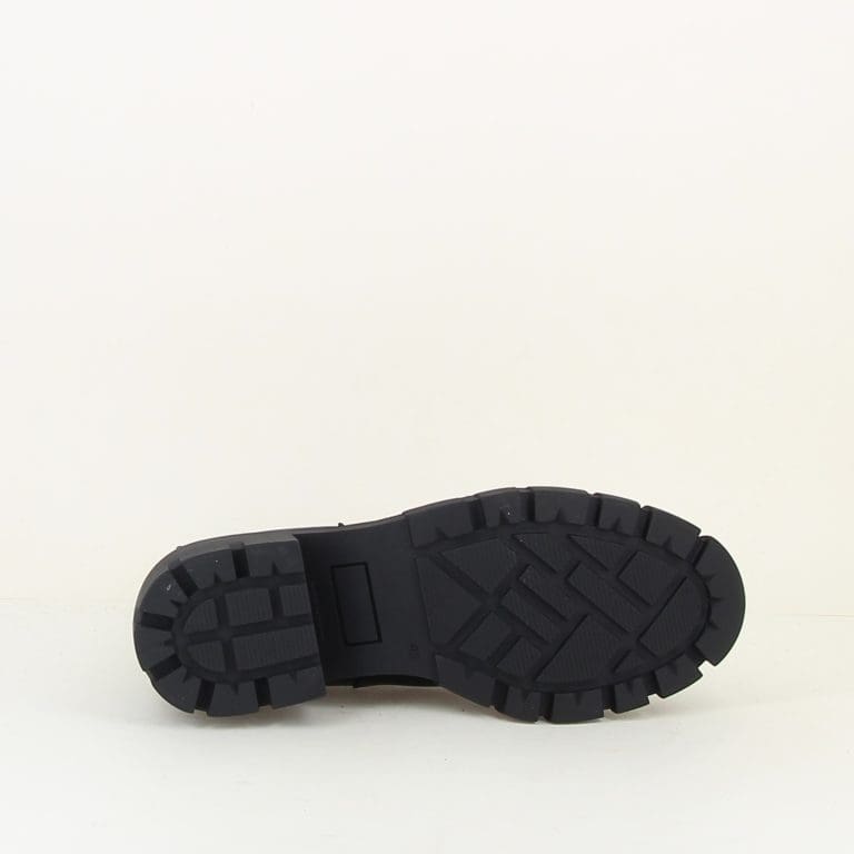 boots 08323 h26
