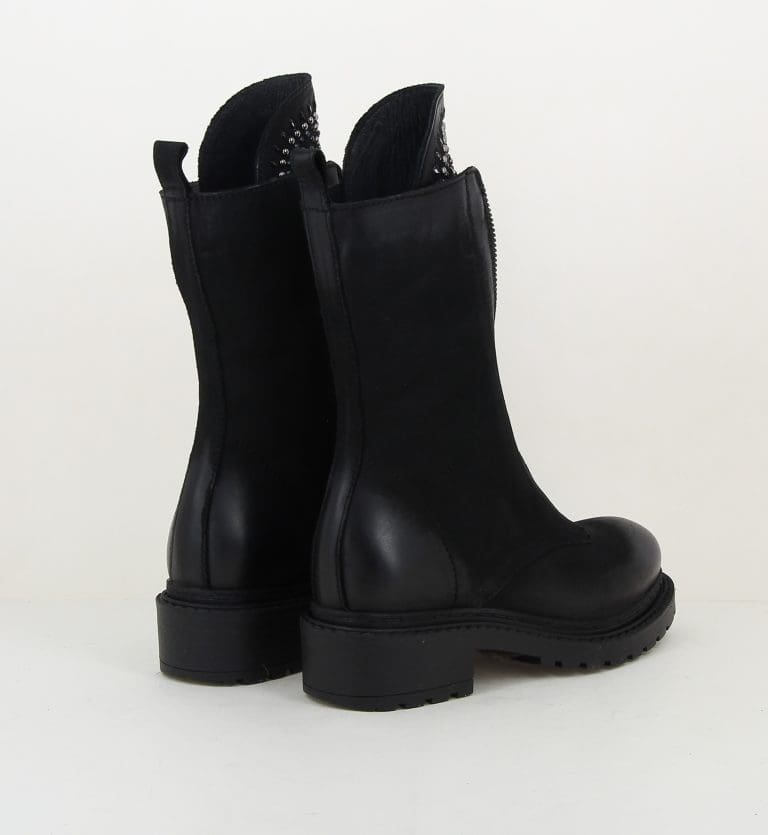 boots 1009 h26