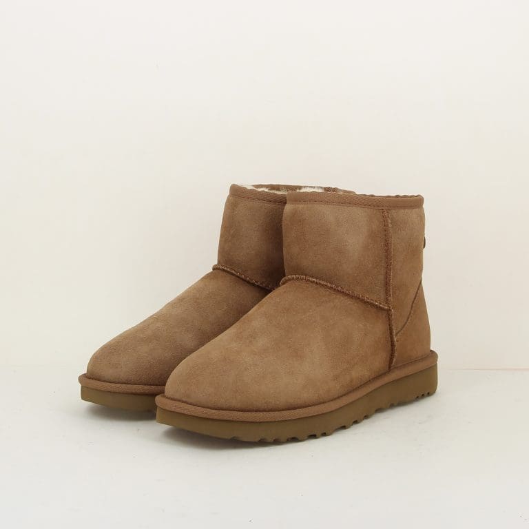 boots classic mini