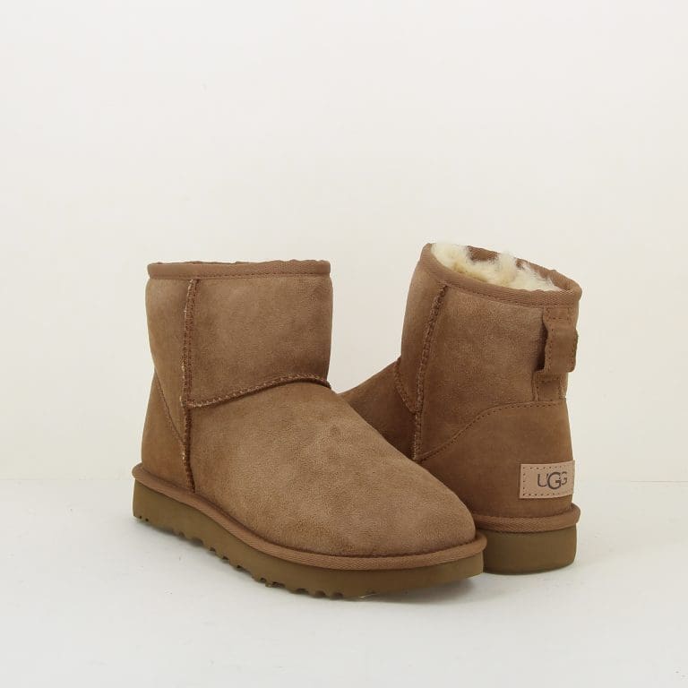 boots classic mini