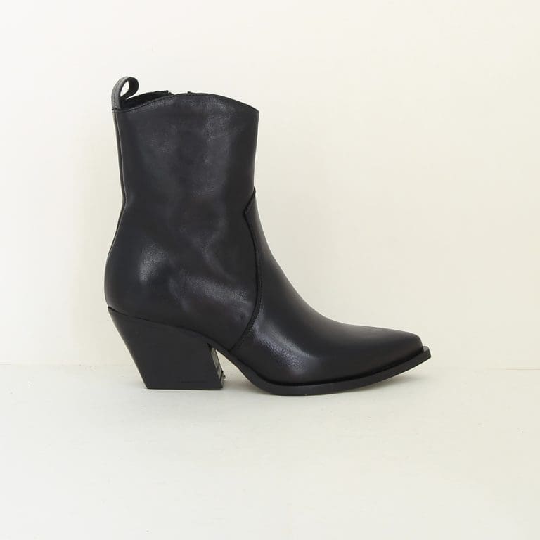 boots e2866 e2 h2526