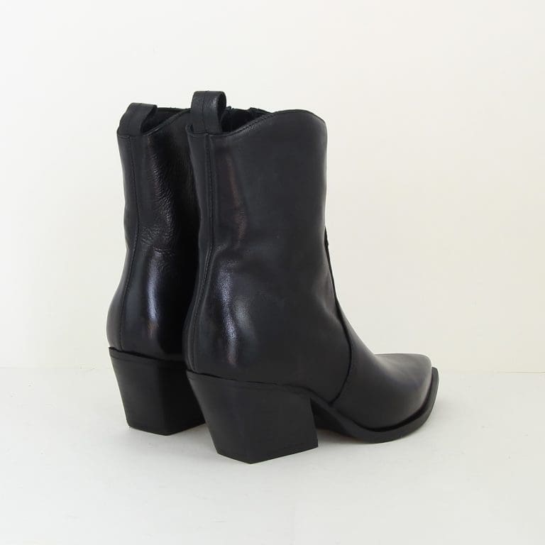 boots e2866 e2 h2526