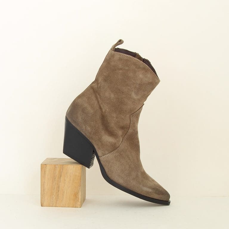 boots e2866 e2 h2526