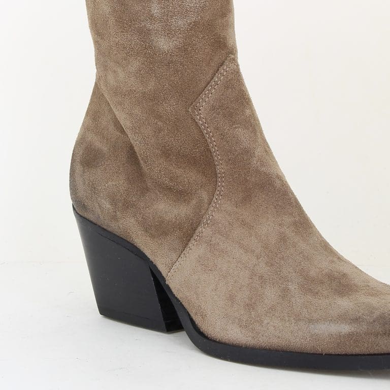 boots e2866 e2 h2526