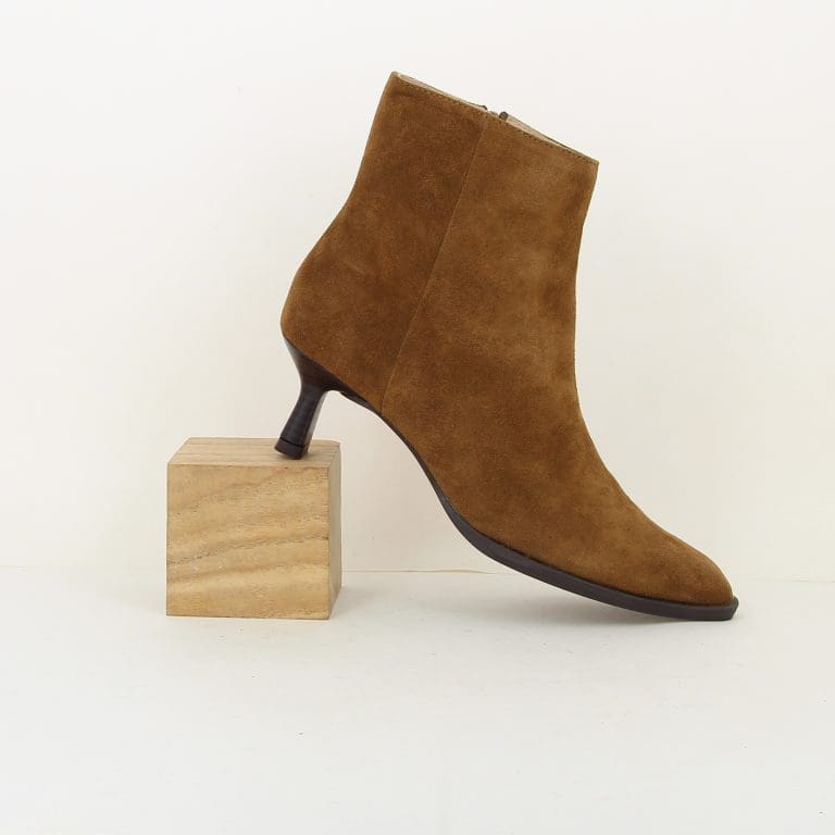 boots lomas h26