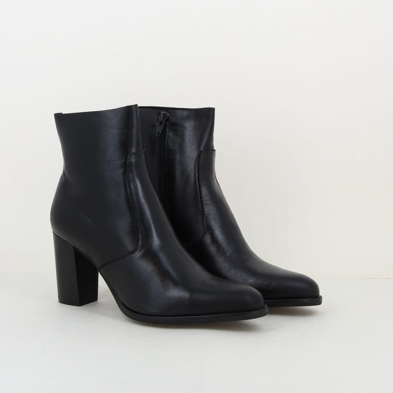 boots 8510 h2526