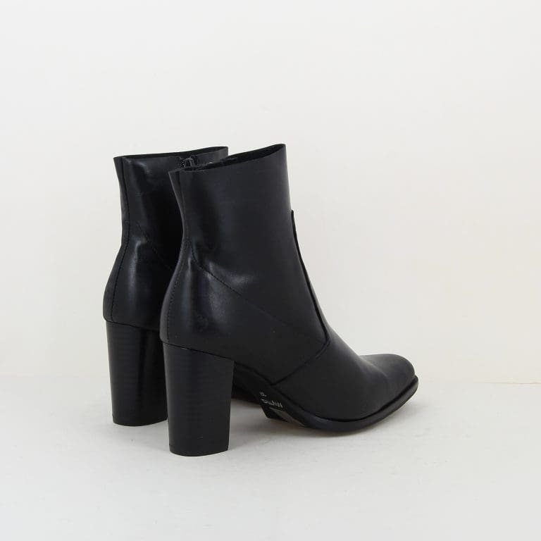 boots 8510 h2526
