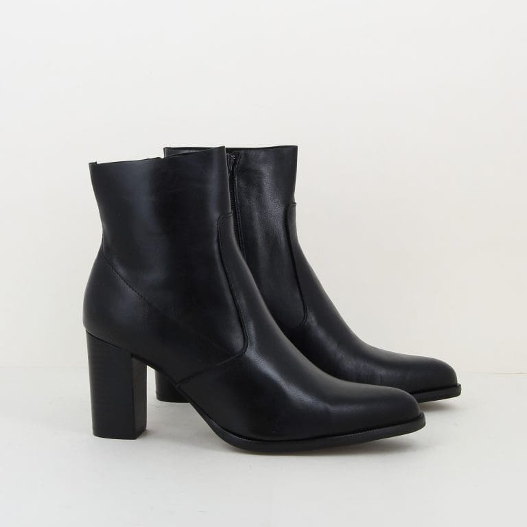 boots 8510 h2526
