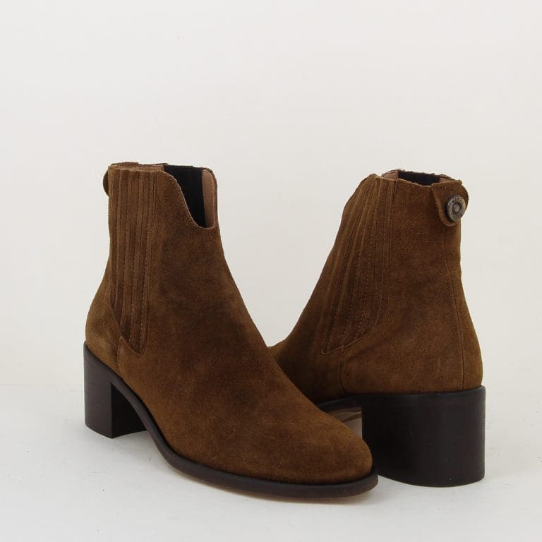 boots 8836 h26
