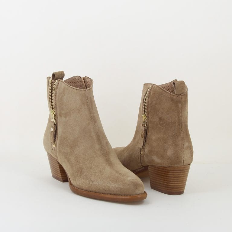 boots 5424 e 26