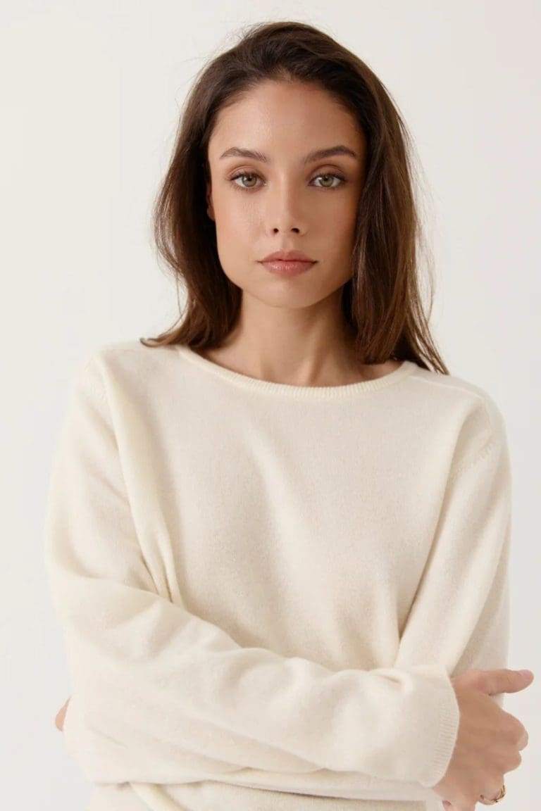 pull anisae e26 beige Artlove