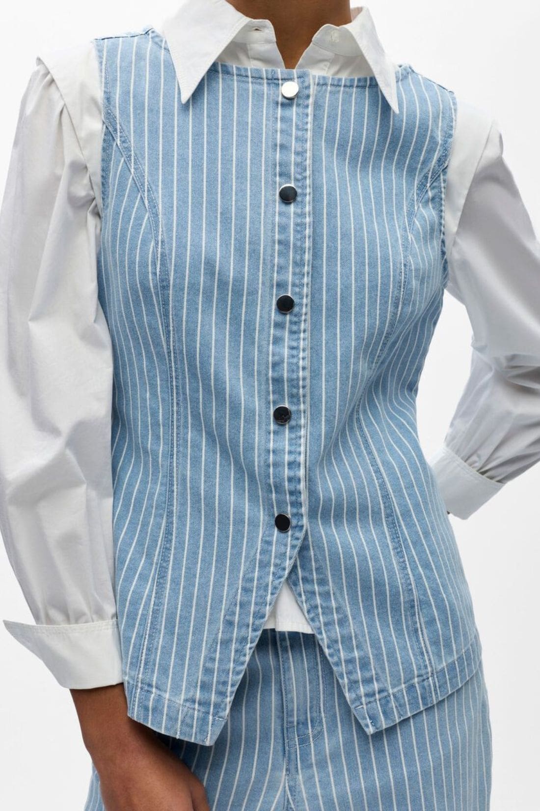 top objsanni e26 - object