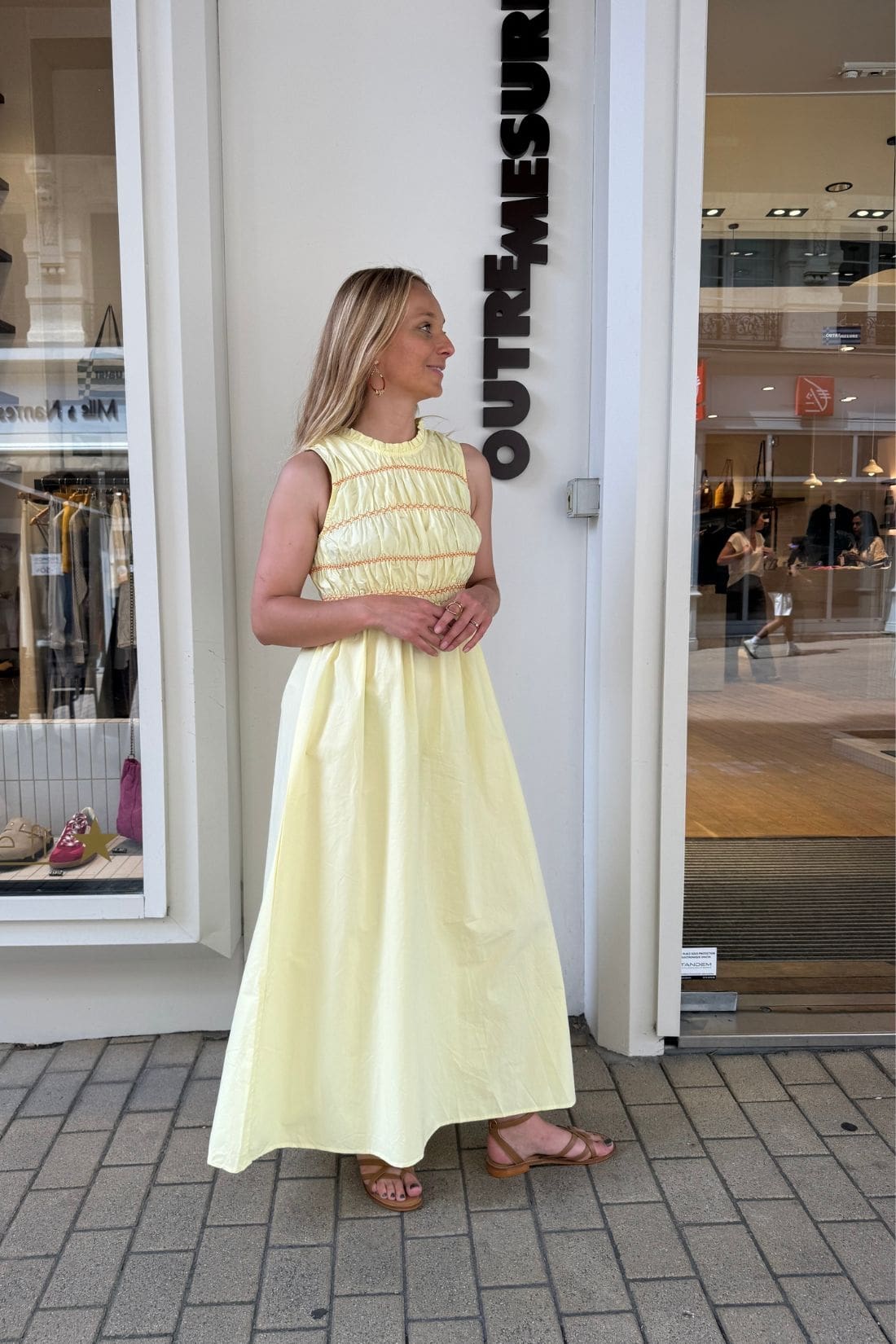 robe cyra e26 - outremesure