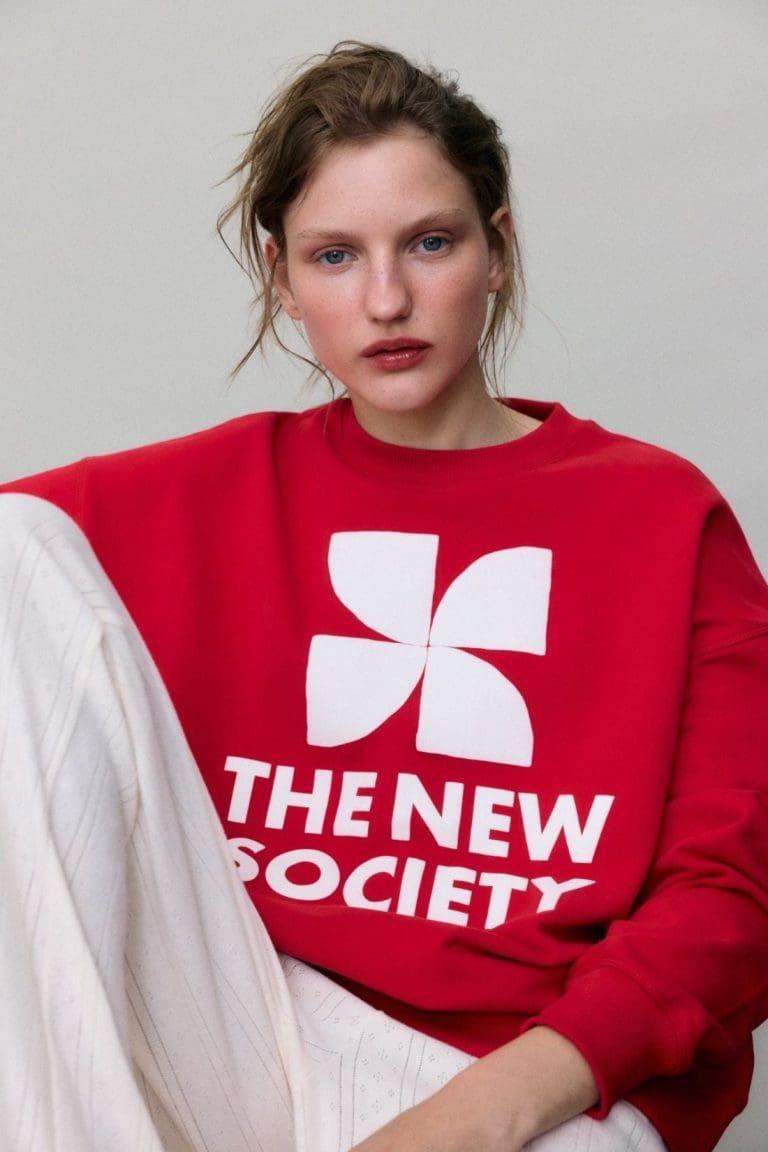 sweat tns logo rouge the new society