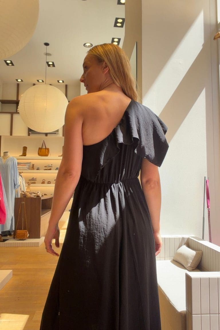 robe salomé e26 noir outremesure