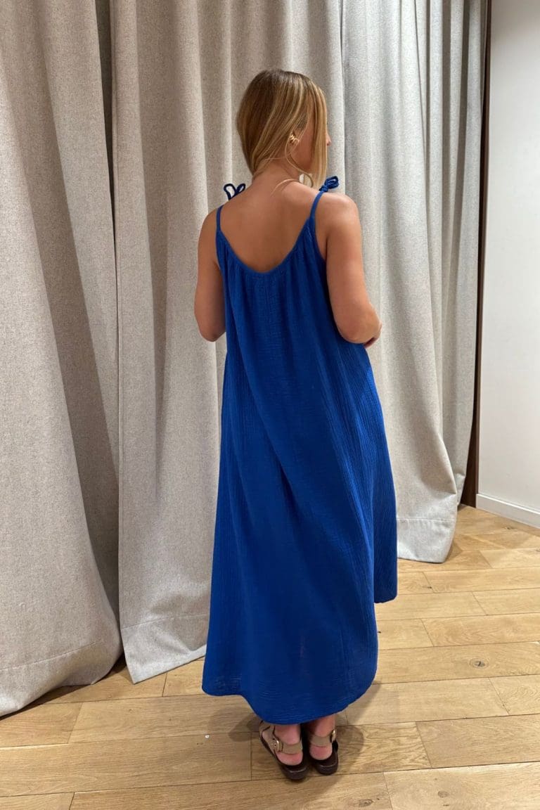 robe blondie e26 bleu roi outremesure