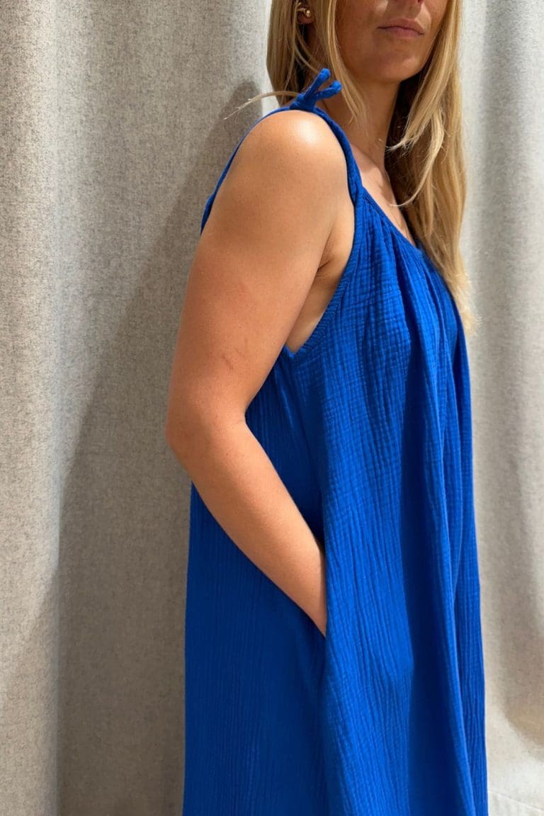 robe blondie e26 bleu roi outremesure