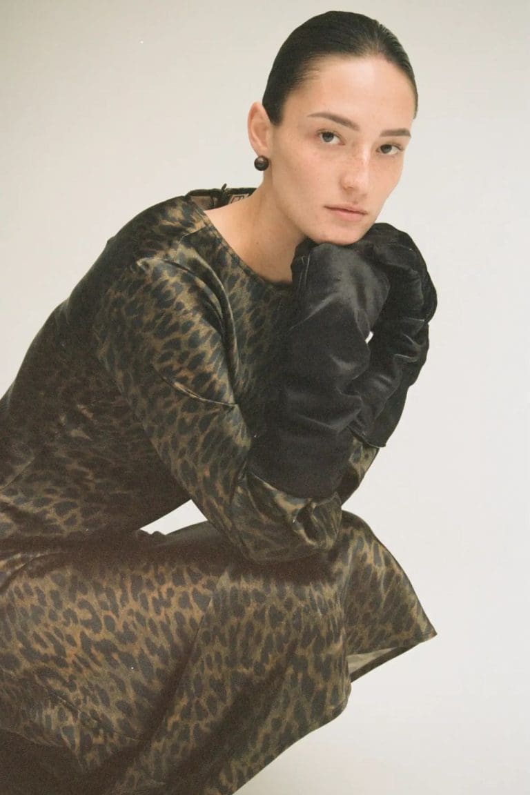 robe roushiana léopard rouge edit