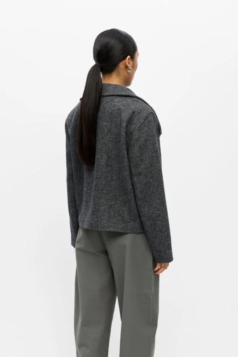 veste objriki gris object