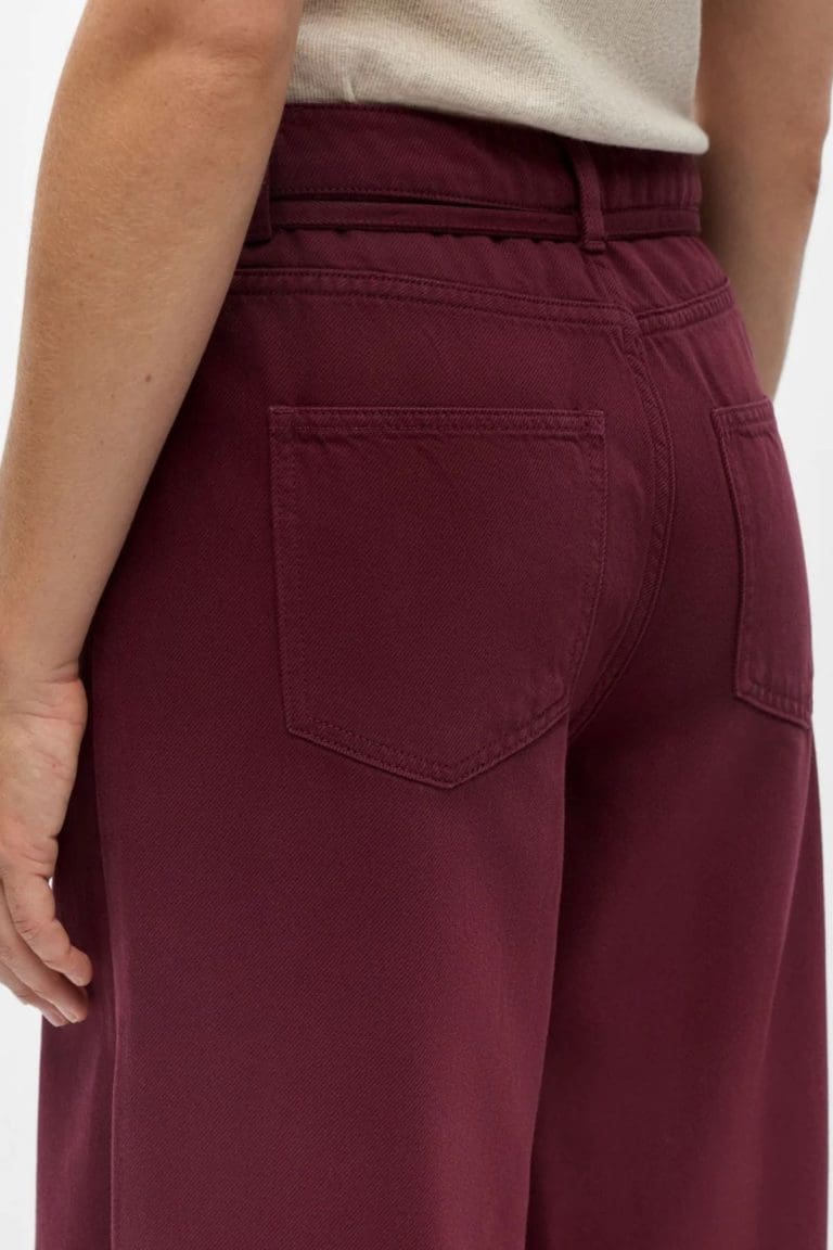 jean objrosie bordeaux object