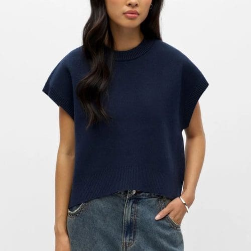 pull objitone bleu marine object