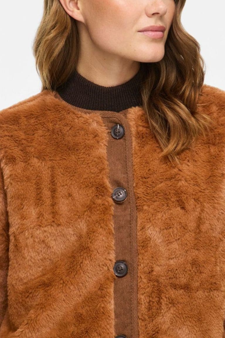 veste viavo camel vila