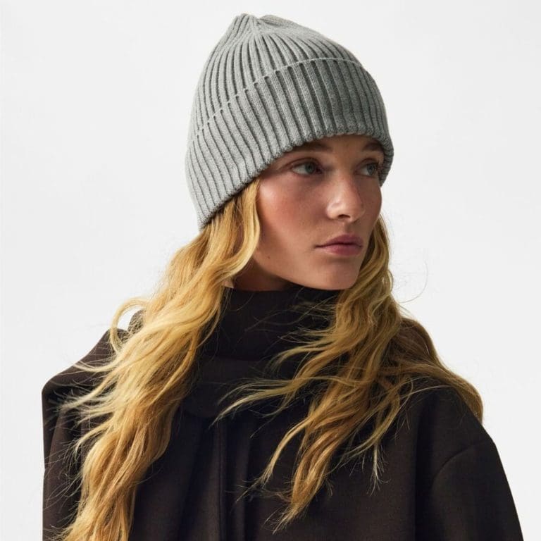bonnet svea gris Pieces