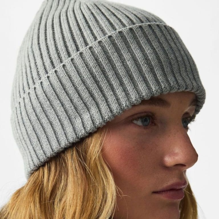 bonnet svea gris Pieces